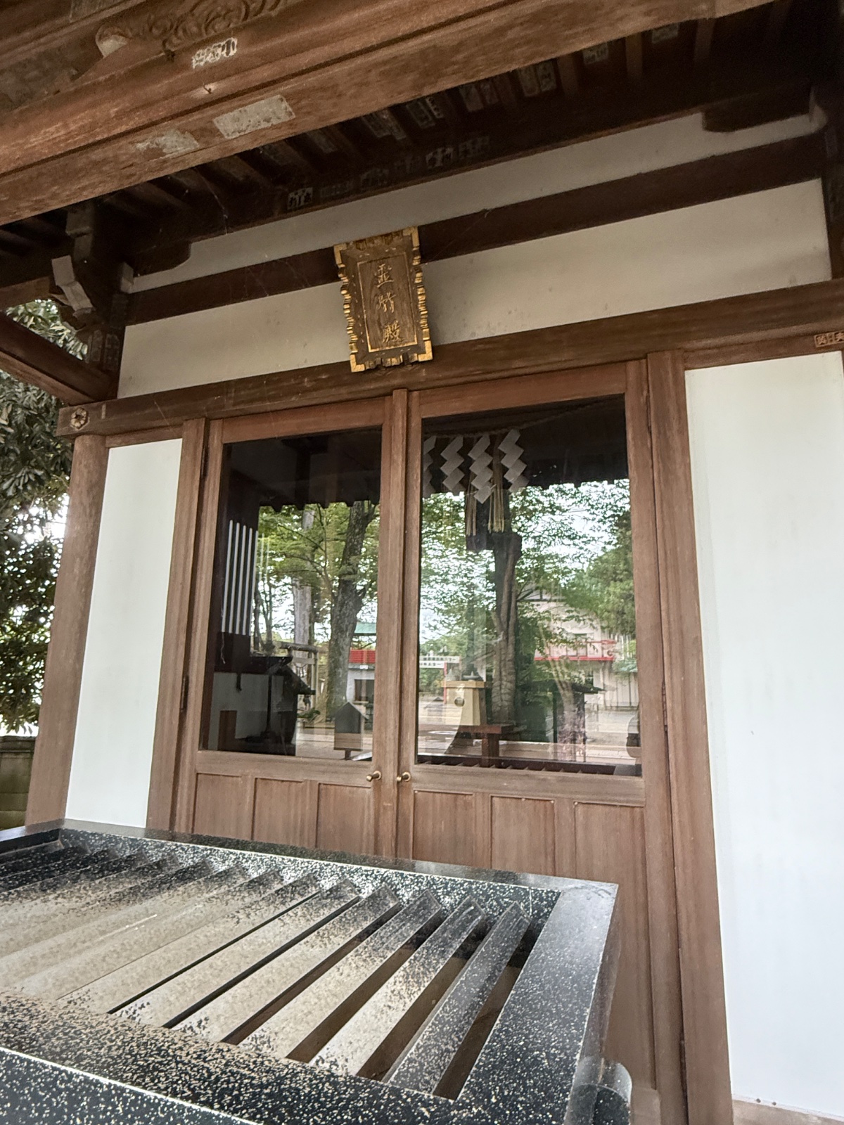 一言主神社｜雪中に三岐の竹、葛城の神が東国を救いに降る